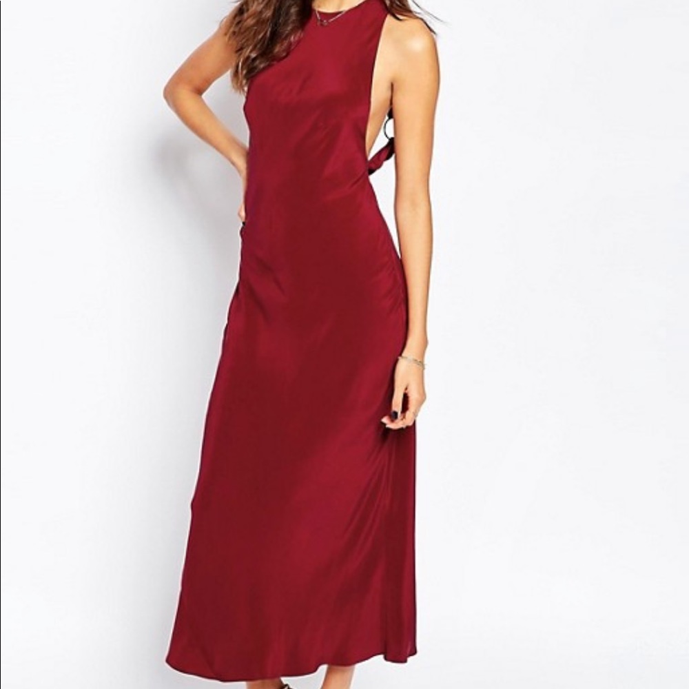 Stone Cold Fox Sutter Gown - Red